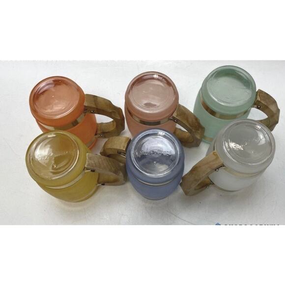 6 Vintage/Retired Circa Mid 1960’s. Pastel Mugs - Picture 6 of 8